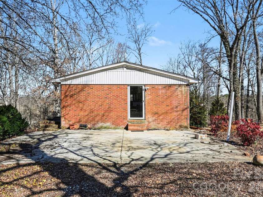 4650 Windy Road, Concord, NC 28027.  MLS# CAR4347275, YatesRealty ID 2307. 4650 Windy Rd Side entrance