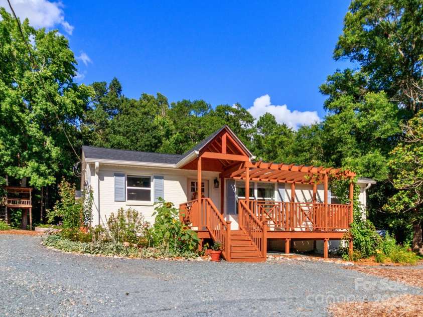 10743 Ola Drive, Indian Land, SC 29707.  MLS# CAR4259123, YatesRealty ID 23070. 