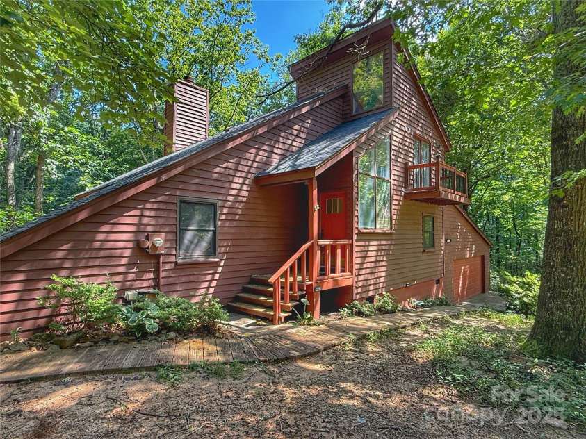 5685 Pine Ridge Drive, Connelly Springs, NC 28612.  MLS# CAR4274789, YatesRealty ID 23072. 