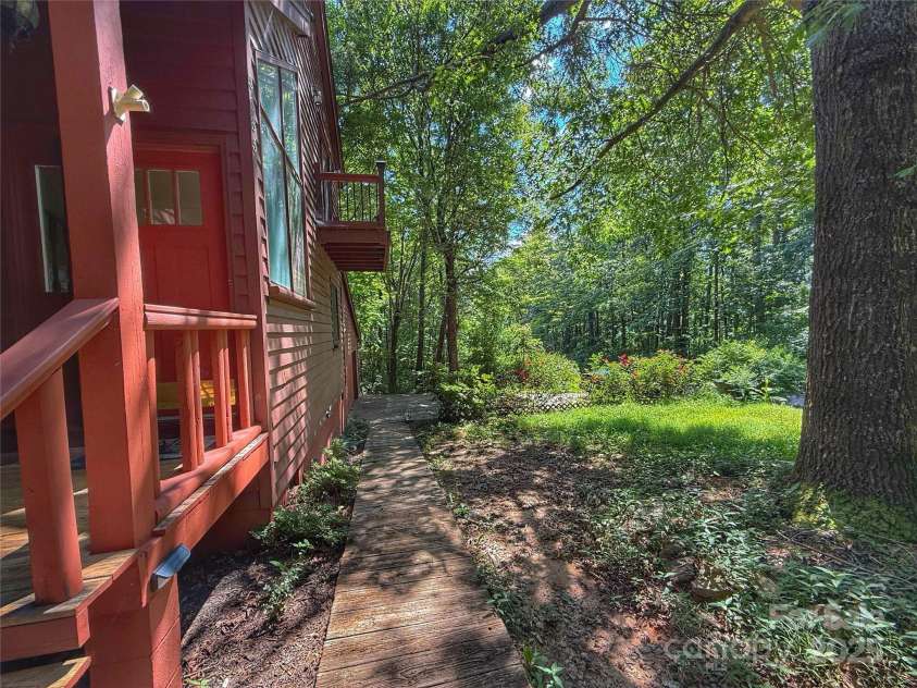 5685 Pine Ridge Drive, Connelly Springs, NC 28612.  MLS# CAR4274789, YatesRealty ID 23072. 