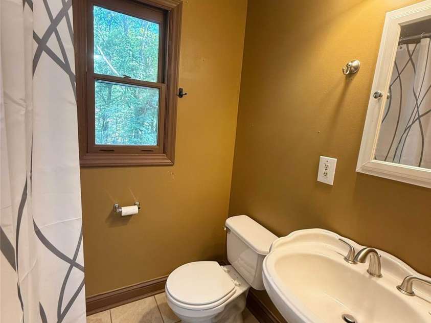 5685 Pine Ridge Drive, Connelly Springs, NC 28612.  MLS# CAR4274789, YatesRealty ID 23072. 