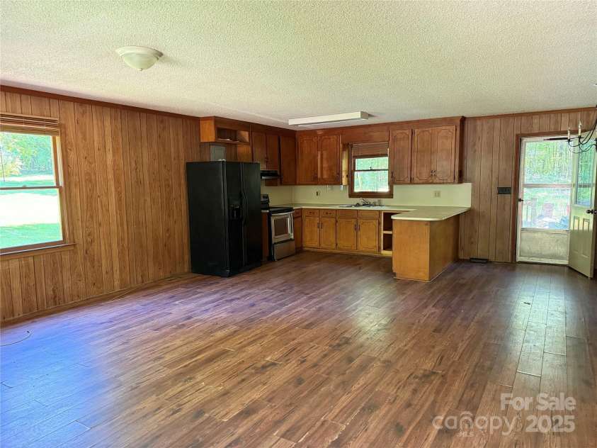 5881 Robinhood Road, Fort Lawn, SC 29714.  MLS# CAR4271232, YatesRealty ID 23075. 