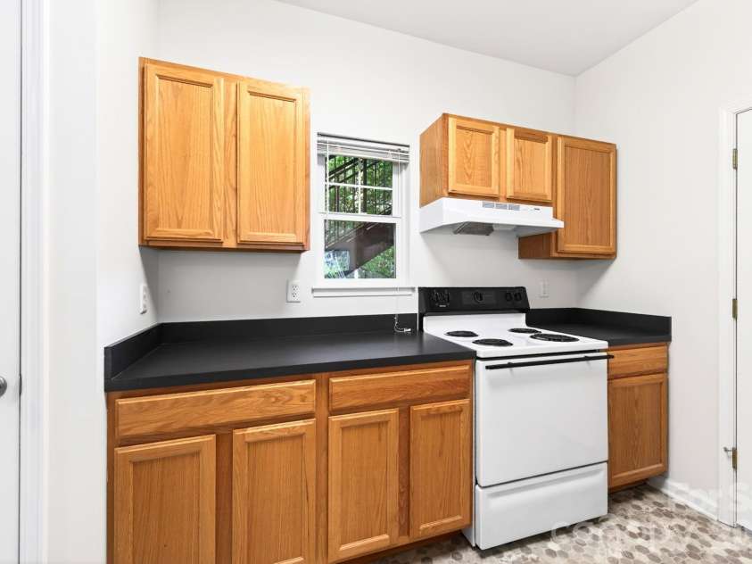 64 Clingman Avenue, Asheville, NC 28801.  MLS# CAR4371105, YatesRealty ID 23076. Generous counterspace