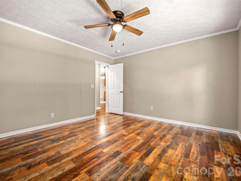188 Hames Ridge Road, Mooresboro, NC 28114.  MLS# CAR4412518, YatesRealty ID 23077. 