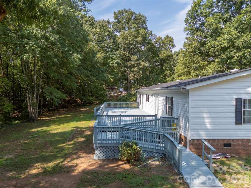 188 Hames Ridge Road, Mooresboro, NC 28114.  MLS# CAR4412518, YatesRealty ID 23077. 