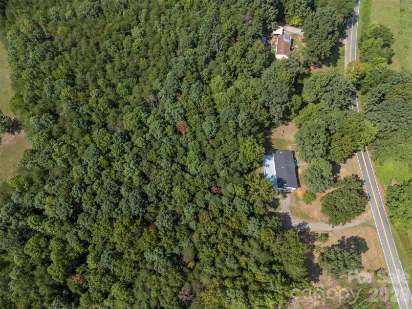188 Hames Ridge Road, Mooresboro, NC 28114.  MLS# CAR4412518, YatesRealty ID 23077. 