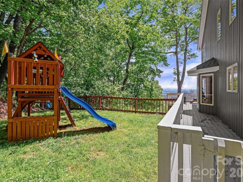 58 Poplar Drive, Mills River, NC 28759.  MLS# CAR4380371, YatesRealty ID 23078. 