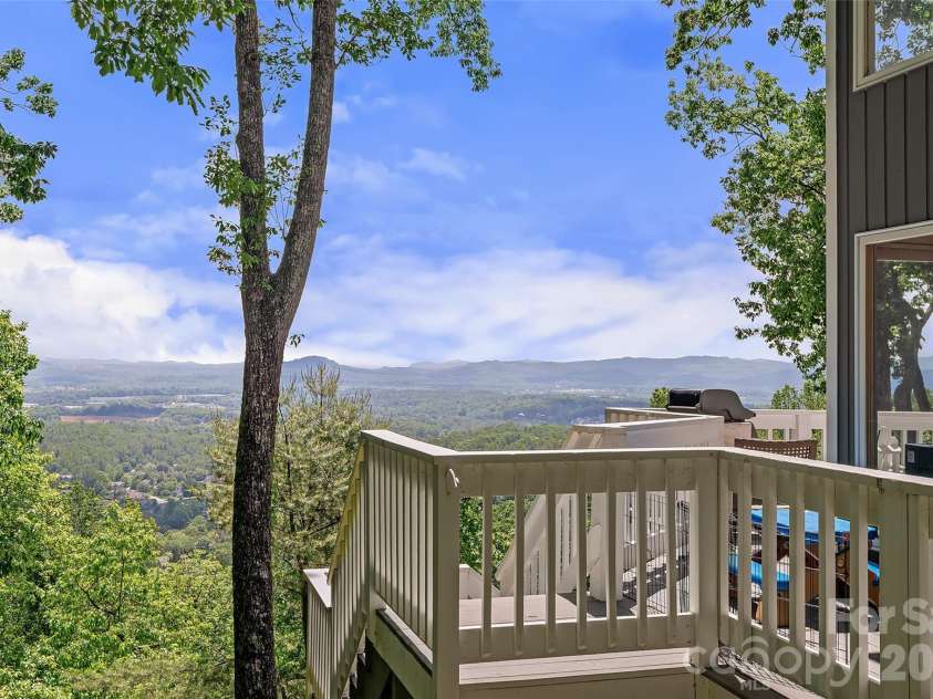 58 Poplar Drive, Mills River, NC 28759.  MLS# CAR4380371, YatesRealty ID 23078. 