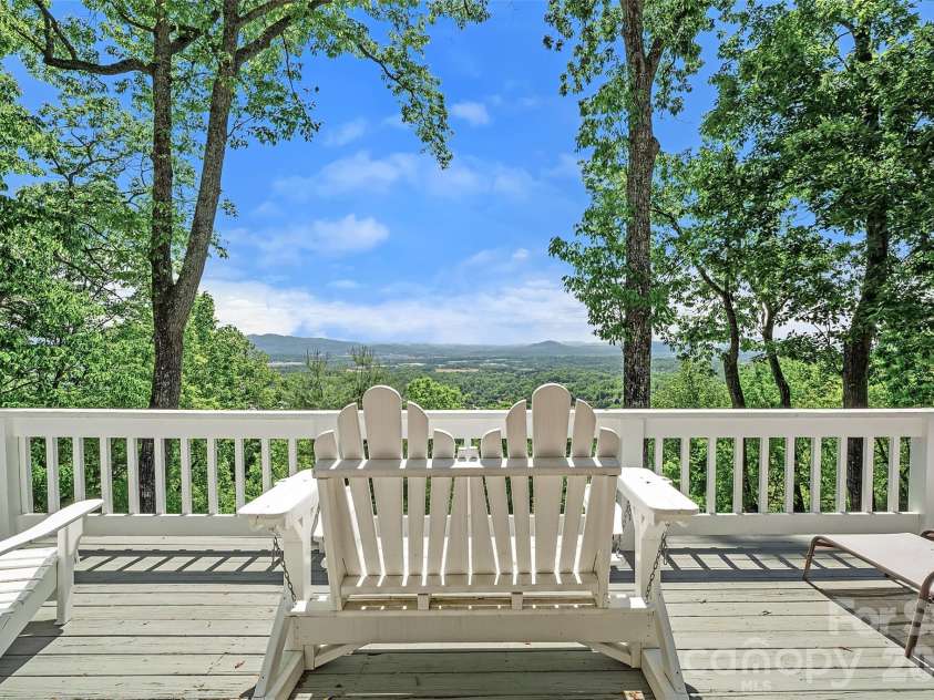 58 Poplar Drive, Mills River, NC 28759.  MLS# CAR4380371, YatesRealty ID 23078. 