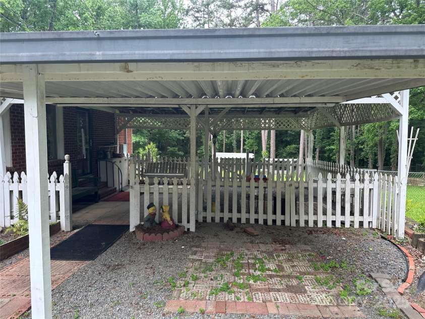 8524 Anette Avenue, Mint Hill, NC 28227.  MLS# CAR4258725, YatesRealty ID 23078. 