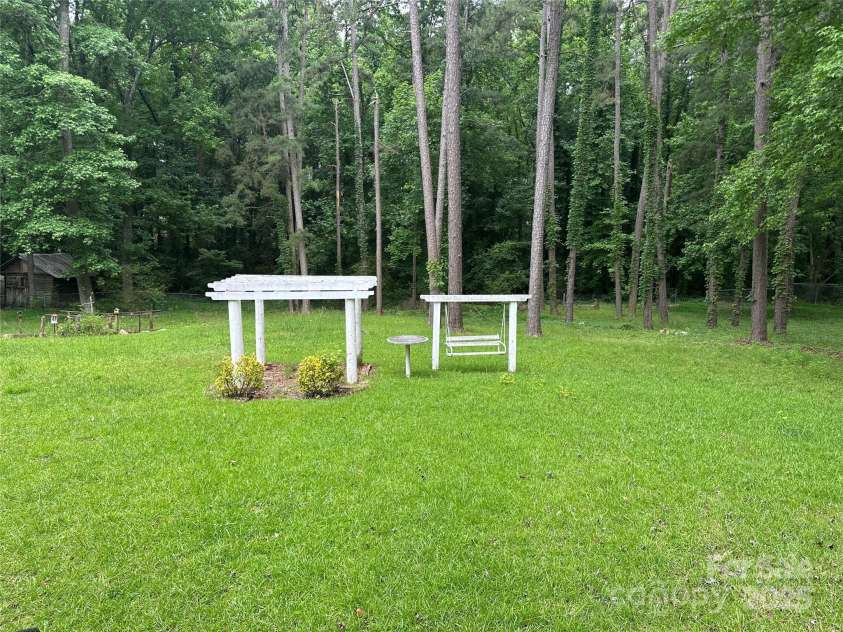 8524 Anette Avenue, Mint Hill, NC 28227.  MLS# CAR4258725, YatesRealty ID 23078. 