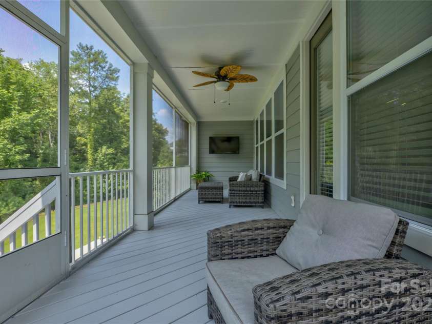 11718 Preservation Lane, Charlotte, NC 28278.  MLS# CAR4259899, YatesRealty ID 23079. 