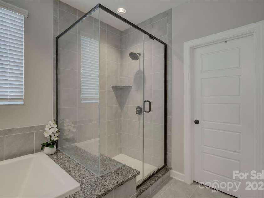 11718 Preservation Lane, Charlotte, NC 28278.  MLS# CAR4259899, YatesRealty ID 23079. 