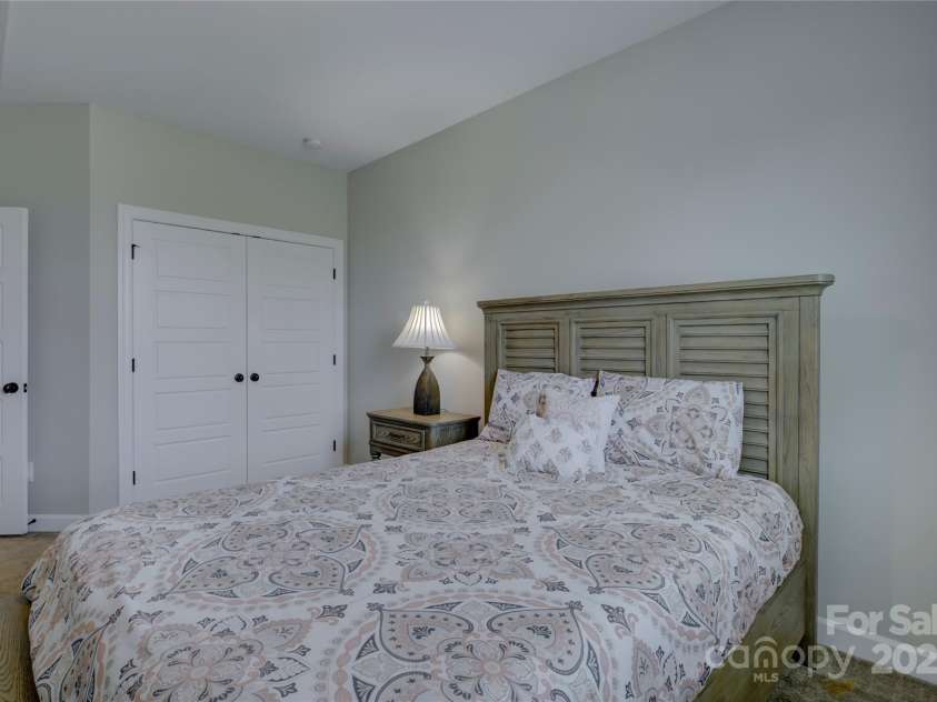 11718 Preservation Lane, Charlotte, NC 28278.  MLS# CAR4259899, YatesRealty ID 23079. 
