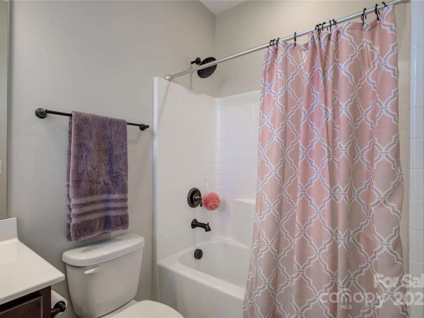 11718 Preservation Lane, Charlotte, NC 28278.  MLS# CAR4259899, YatesRealty ID 23079. 