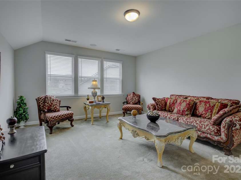 11718 Preservation Lane, Charlotte, NC 28278.  MLS# CAR4259899, YatesRealty ID 23079. 