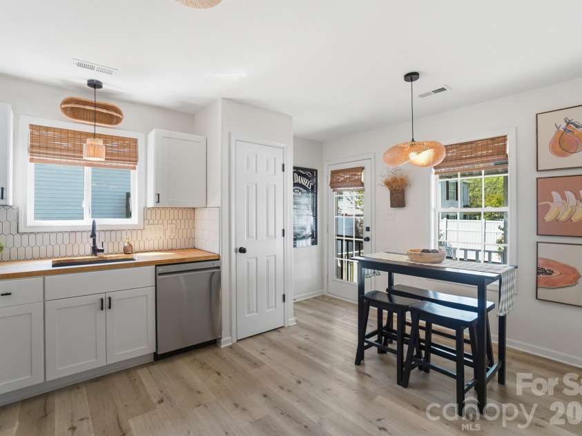 3307 Southern Ginger Drive, Indian Trail, NC 28079.  MLS# CAR4365764, YatesRealty ID 23079. Kitchen