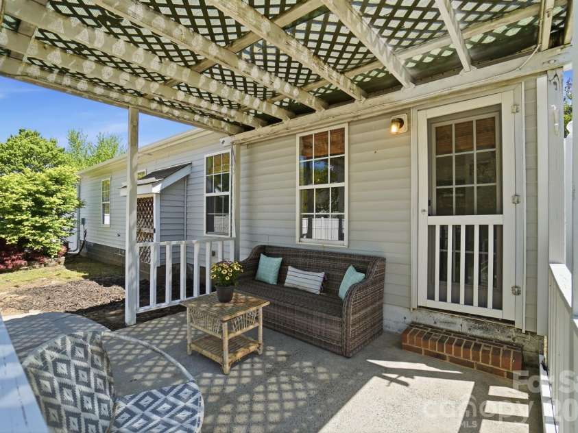 3307 Southern Ginger Drive, Indian Trail, NC 28079.  MLS# CAR4365764, YatesRealty ID 23079. Patio