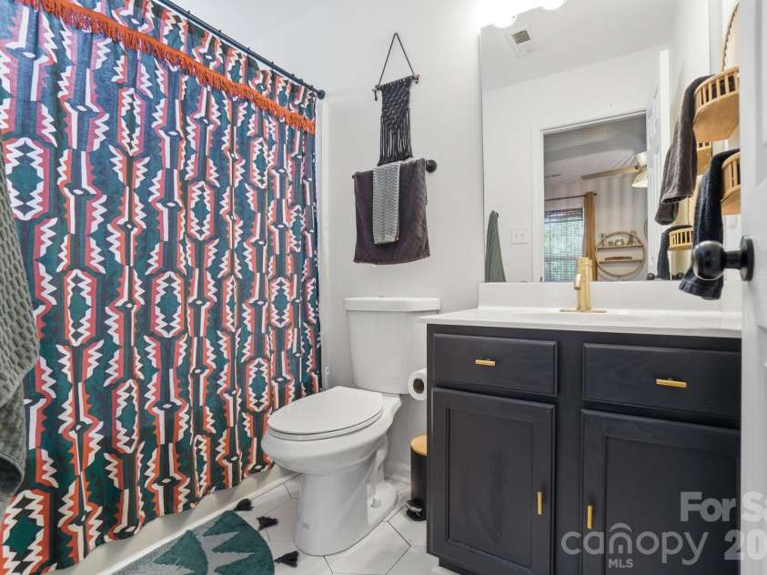 3307 Southern Ginger Drive, Indian Trail, NC 28079.  MLS# CAR4365764, YatesRealty ID 23079. Primary Ensuite