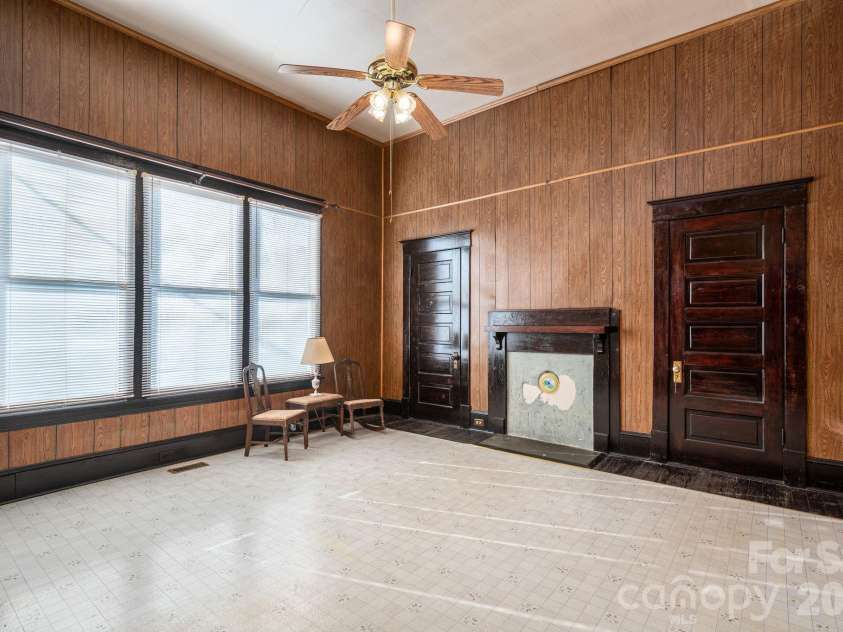 331 Laurel Street, Lincolnton, NC 28092.  MLS# CAR4326390, YatesRealty ID 2308. 