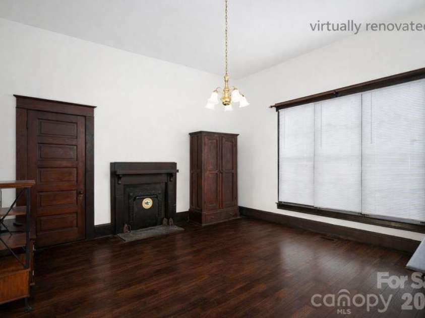 331 Laurel Street, Lincolnton, NC 28092.  MLS# CAR4326390, YatesRealty ID 2308. 