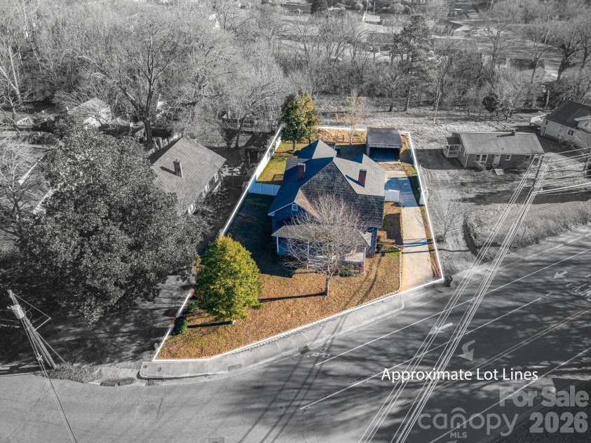 331 Laurel Street, Lincolnton, NC 28092.  MLS# CAR4326390, YatesRealty ID 2308. 
