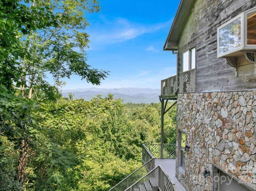 499 Unvdatlvi Court, Brevard, NC 28712.  MLS# CAR4234754, YatesRealty ID 2308. Side View