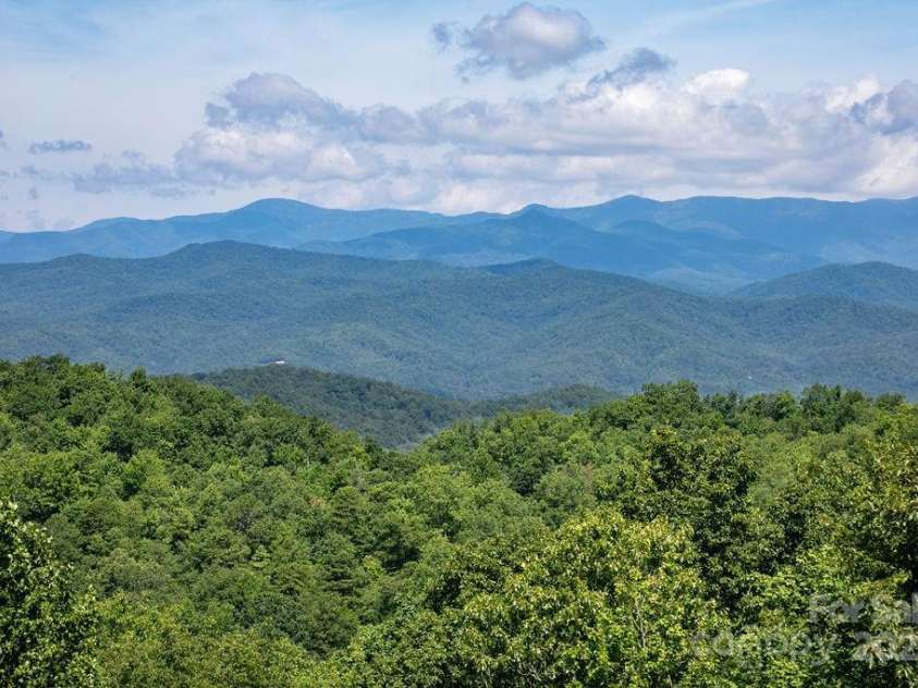 499 Unvdatlvi Court, Brevard, NC 28712.  MLS# CAR4234754, YatesRealty ID 2308. Southwest View