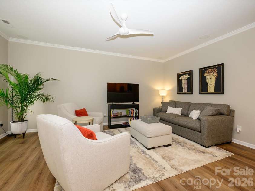 15583 Stronvar House Lane, Charlotte, NC 28277.  MLS# CAR4415520, YatesRealty ID 23080. 