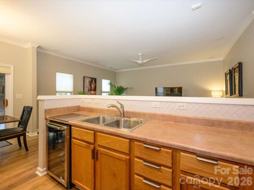 15583 Stronvar House Lane, Charlotte, NC 28277.  MLS# CAR4415520, YatesRealty ID 23080. 