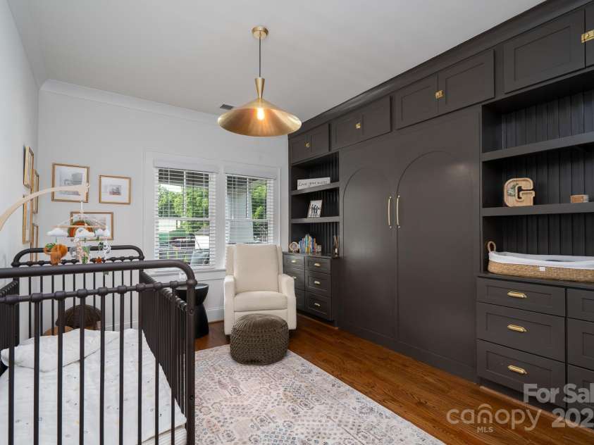 1008 Vanizer Street, Charlotte, NC 28208.  MLS# CAR4270465, YatesRealty ID 23081. 