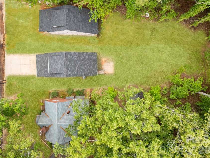 392 Park Road, Albemarle, NC 28001.  MLS# CAR4376170, YatesRealty ID 23081. 
