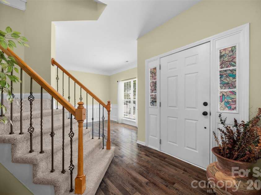 106 Shade Tree Circle, Fort Mill, SC 29715.  MLS# CAR4353903, YatesRealty ID 23082. 