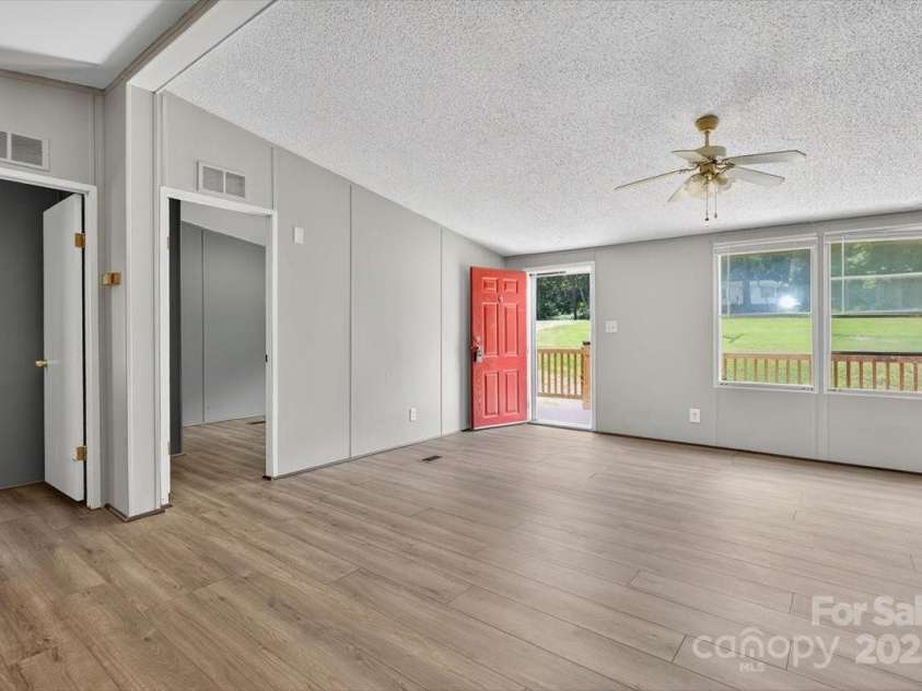 2611 Dallas Stanley Highway, Stanley, NC 28164.  MLS# CAR4276591, YatesRealty ID 23083. 