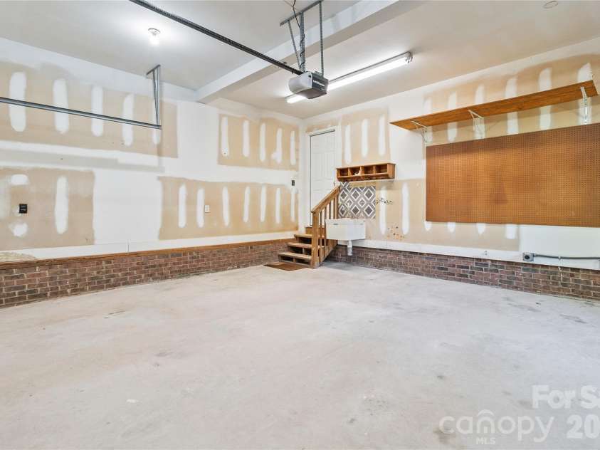 702 Addie Drive, Iron Station, NC 28080.  MLS# CAR4366126, YatesRealty ID 23085. 