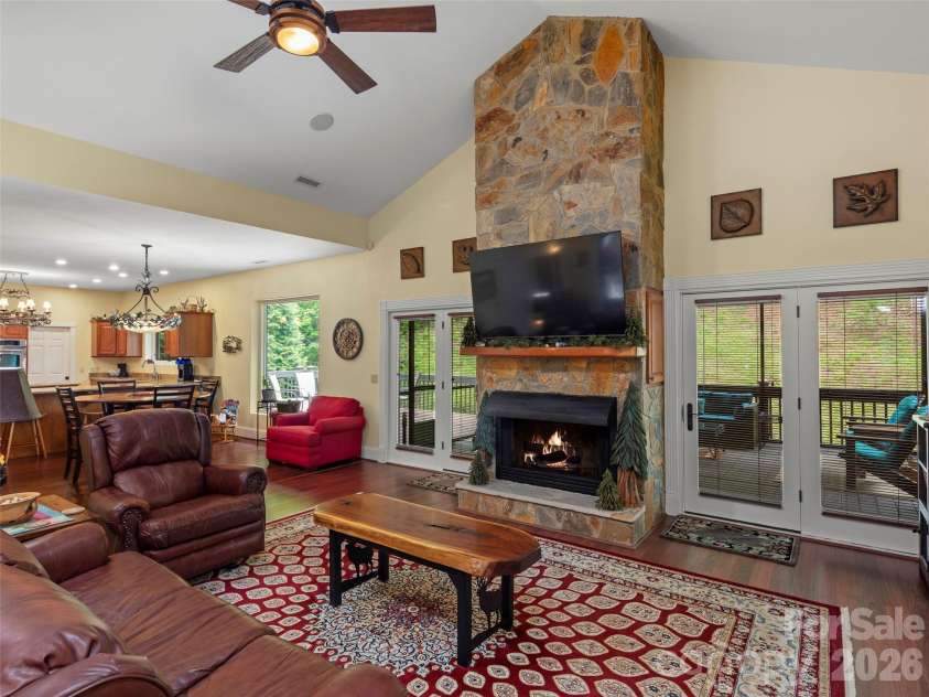 79 Ward Road, Maggie Valley, NC 28751.  MLS# CAR4374257, YatesRealty ID 23086. 