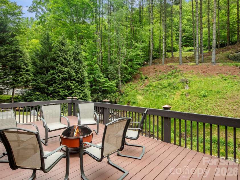 79 Ward Road, Maggie Valley, NC 28751.  MLS# CAR4374257, YatesRealty ID 23086. 