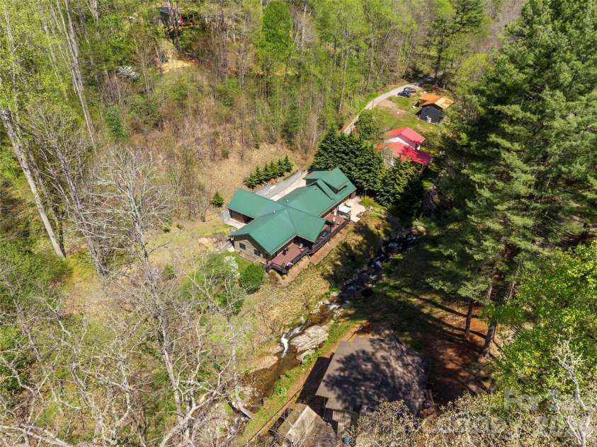 79 Ward Road, Maggie Valley, NC 28751.  MLS# CAR4374257, YatesRealty ID 23086. 