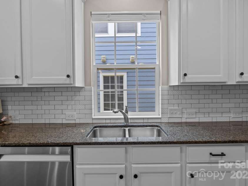 9412 Rosalyn Glen Road, Cornelius, NC 28031.  MLS# CAR4268548, YatesRealty ID 23086. 