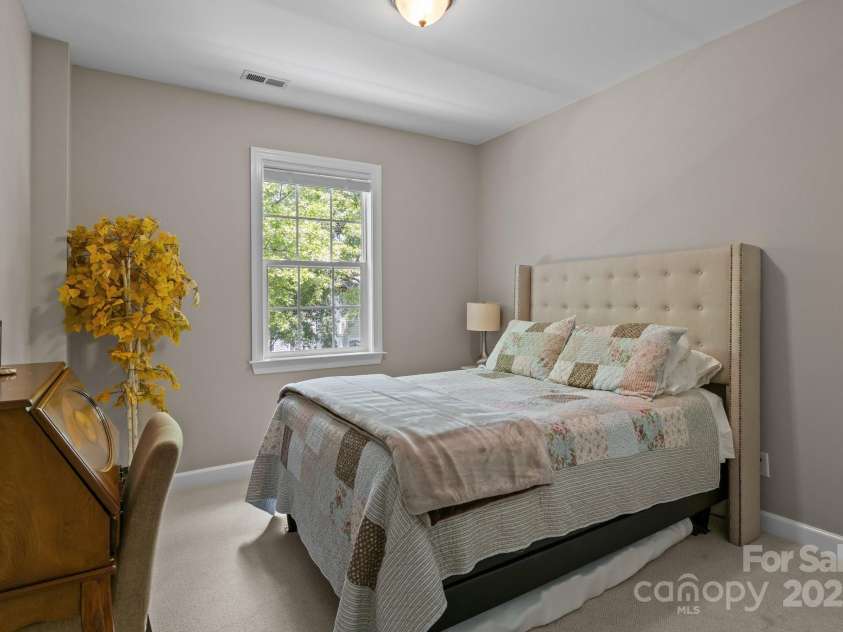 9412 Rosalyn Glen Road, Cornelius, NC 28031.  MLS# CAR4268548, YatesRealty ID 23086. 