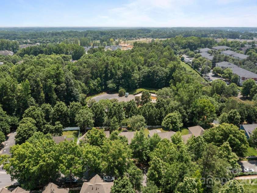 9412 Rosalyn Glen Road, Cornelius, NC 28031.  MLS# CAR4268548, YatesRealty ID 23086. 