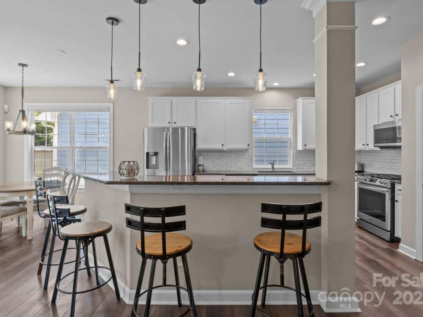 9412 Rosalyn Glen Road, Cornelius, NC 28031.  MLS# CAR4268548, YatesRealty ID 23086. Do you love to entertain?