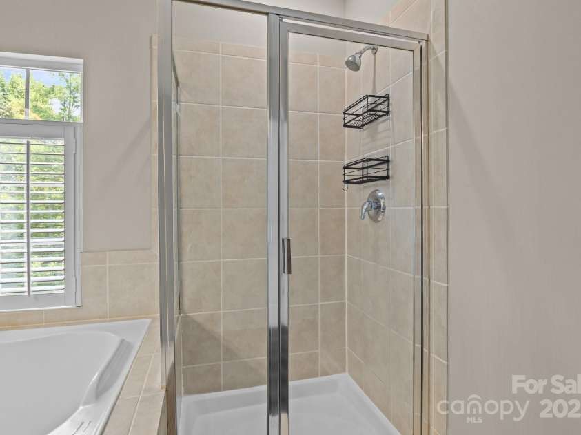 9412 Rosalyn Glen Road, Cornelius, NC 28031.  MLS# CAR4268548, YatesRealty ID 23086. Shower