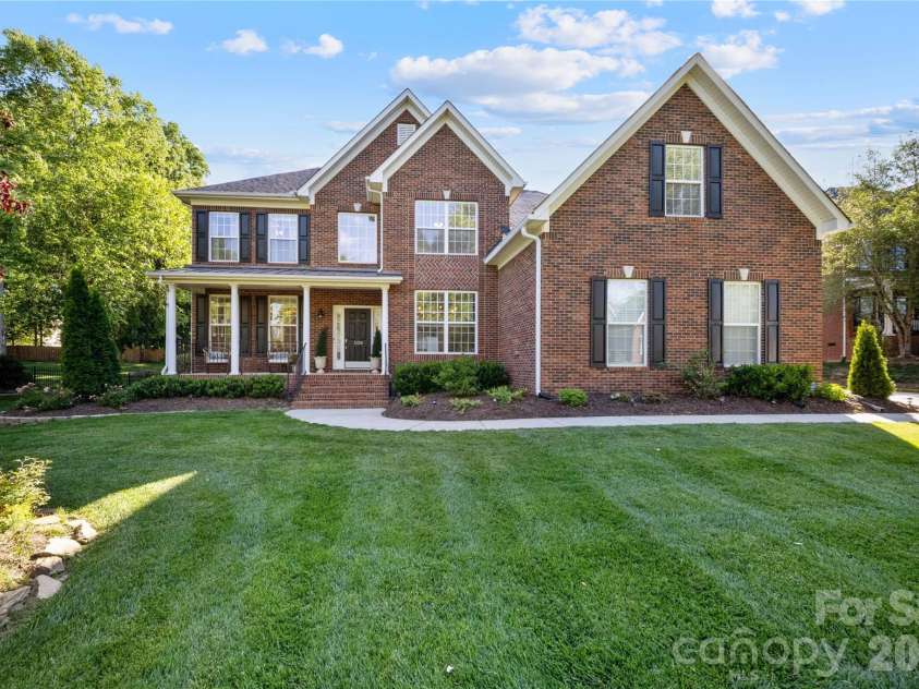 1234 Dobson Drive, Waxhaw, NC 28173.  MLS# CAR4381136, YatesRealty ID 23087. 