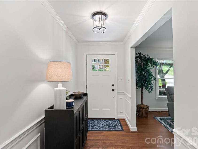 3741 Riverbend Road, Charlotte, NC 28210.  MLS# CAR4375377, YatesRealty ID 23088. 