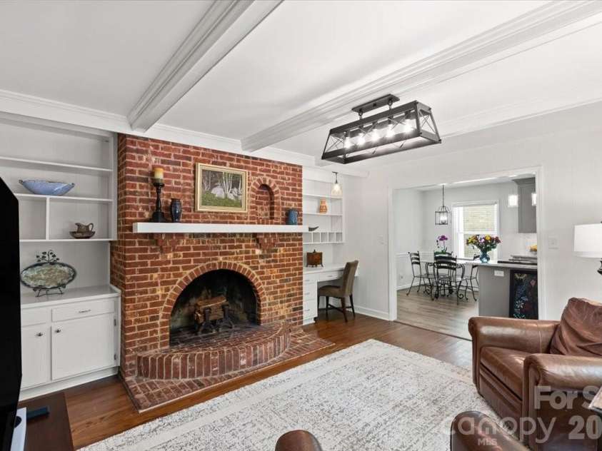 3741 Riverbend Road, Charlotte, NC 28210.  MLS# CAR4375377, YatesRealty ID 23088. 