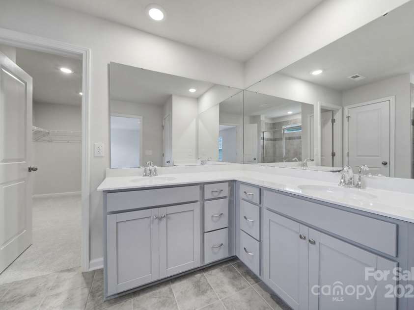 300 Kennerly Center Drive, Mooresville, NC 28115.  MLS# CAR4264019, YatesRealty ID 23089. Primary Bathroom