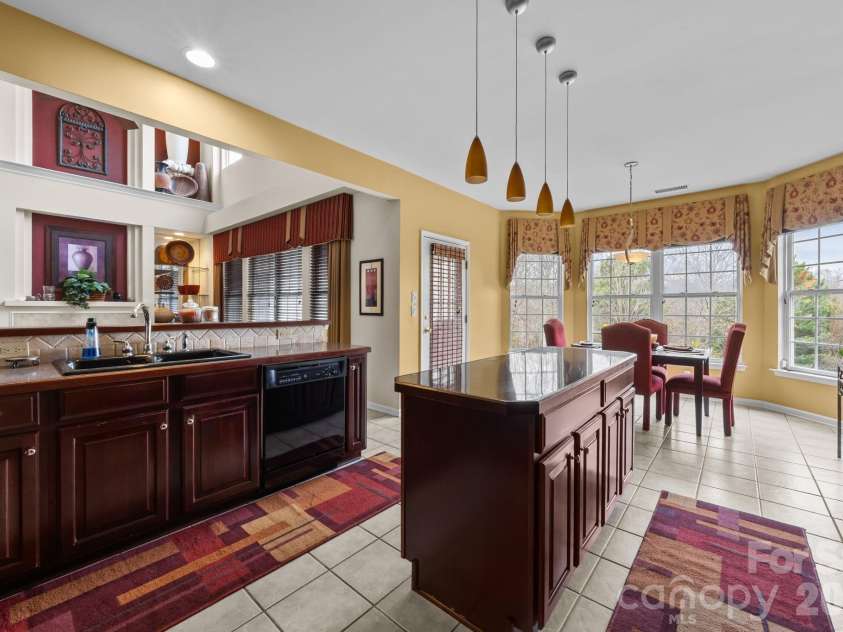 14724 Bridle Trace Lane, Pineville, NC 28134.  MLS# CAR4335197, YatesRealty ID 2309. 