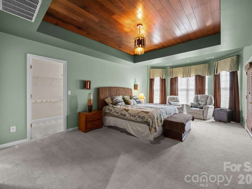 14724 Bridle Trace Lane, Pineville, NC 28134.  MLS# CAR4335197, YatesRealty ID 2309. 