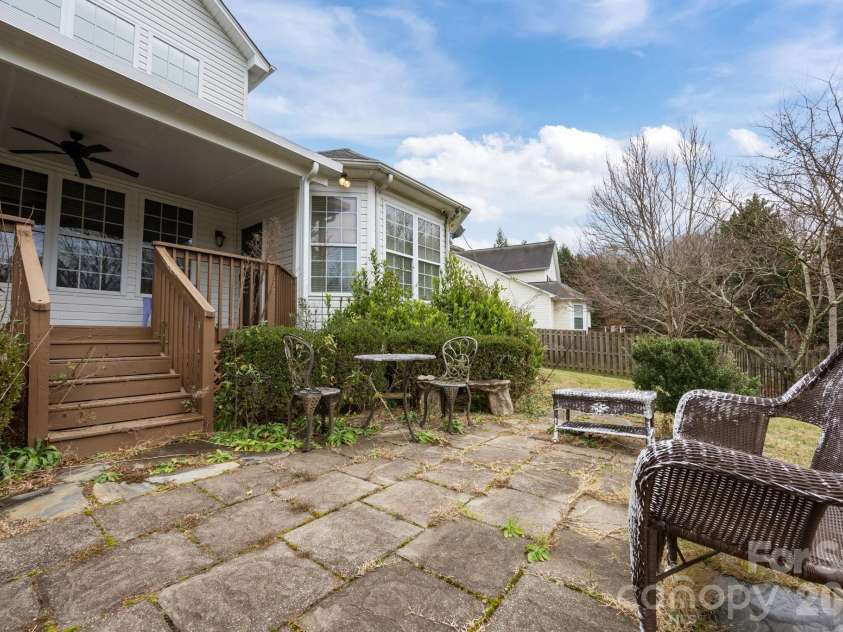 14724 Bridle Trace Lane, Pineville, NC 28134.  MLS# CAR4335197, YatesRealty ID 2309. 